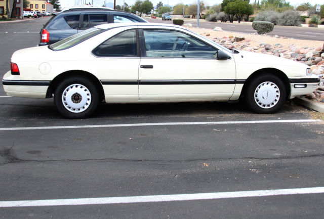 1989 Adobe Pastel Ford Thunderbird Coupe