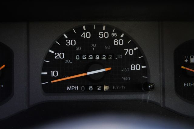 1989 Adobe Pastel Ford Thunderbird Coupe