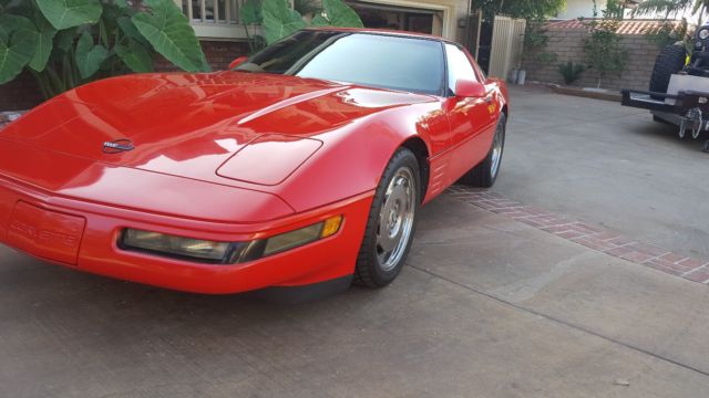 1993 Red Chevrolet Corvette Coupe