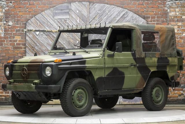 1990 Green Mercedes-Benz G-Class SUV