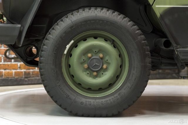 1990 Green Mercedes-Benz G-Class SUV