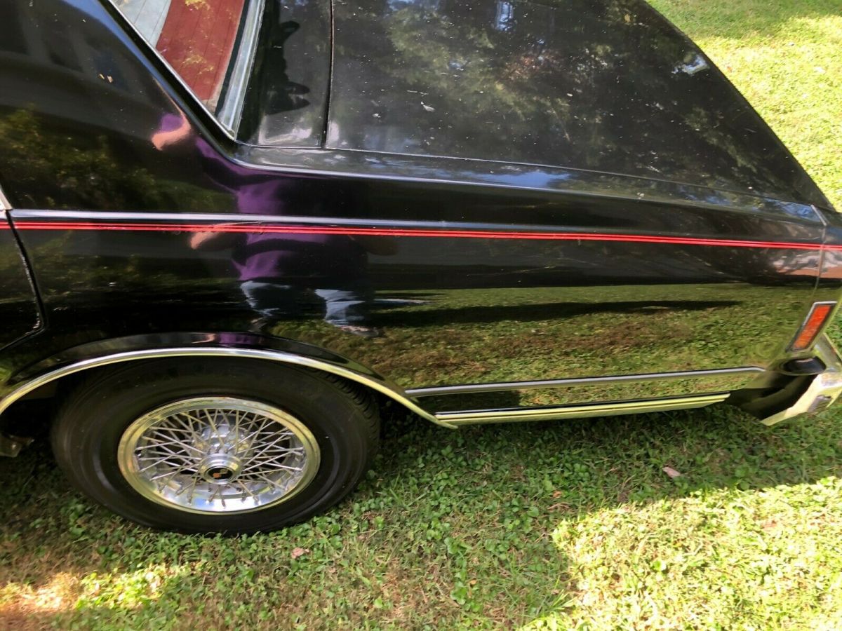 1990 Black Chevrolet Caprice Sedan