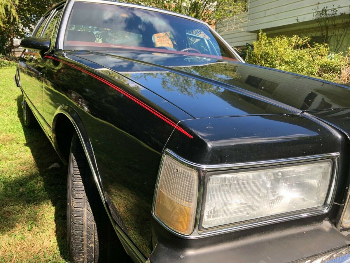 1990 Black Chevrolet Caprice Sedan