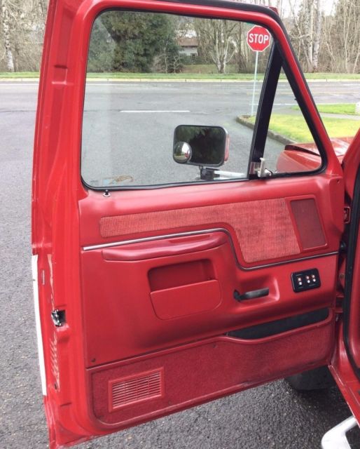 1990 RED & WHITE Ford Bronco SUV