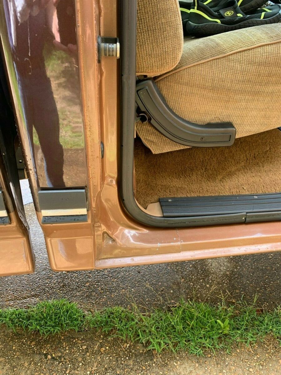 1990 Ford F-250 Standard Cab Pickup