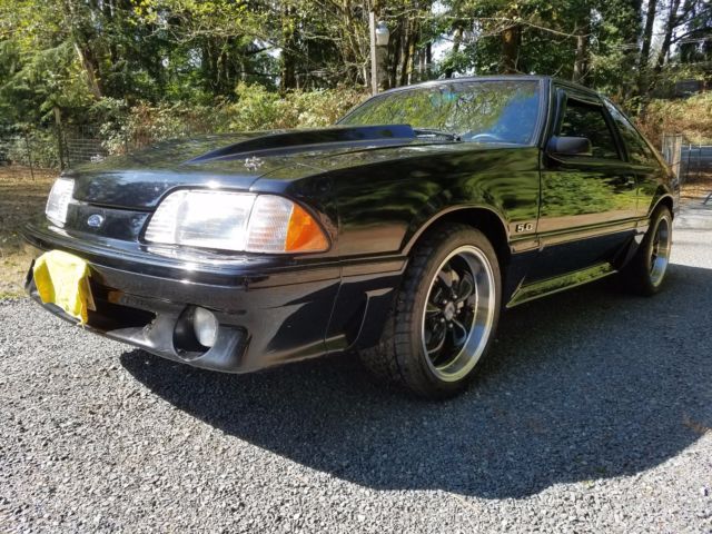 1990 Black Ford Mustang Hatchback