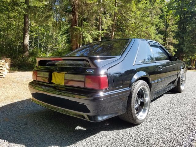 1990 Black Ford Mustang Hatchback