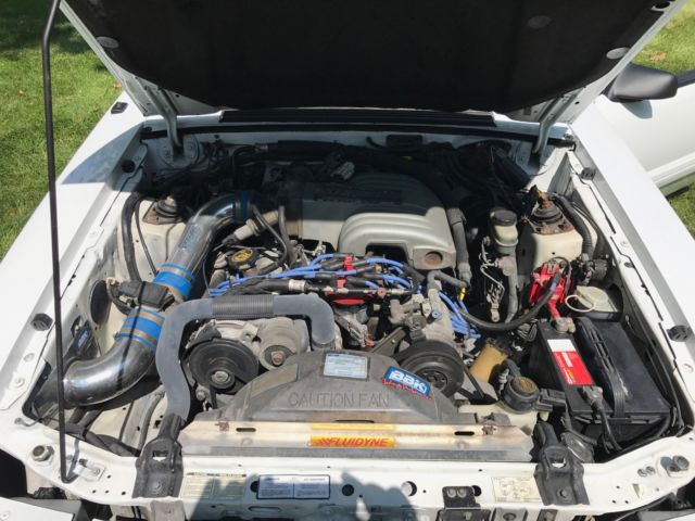 1990 White Ford Mustang