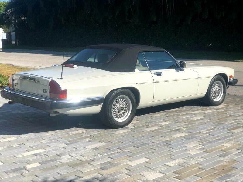 1990 White Jaguar XJS --