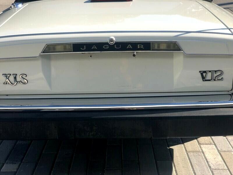 1990 White Jaguar XJS --