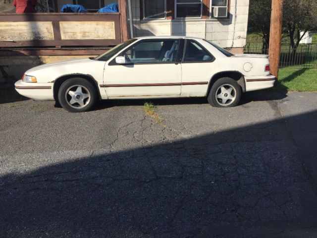 1990 White Chevrolet Lumina