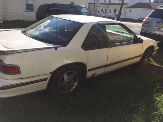 1990 White Chevrolet Lumina