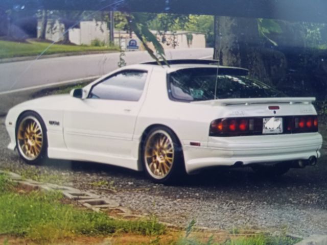 1990 White Mazda RX-7 Coupe