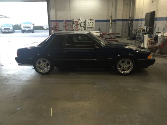 1990 Blue Ford Mustang Coupe