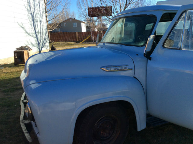 1954 Light blue Ford F-100 Pickup