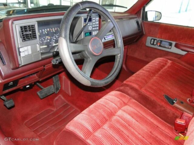 1992 White and grey Chevrolet C/K Pickup 1500 Extended Cab Pickup