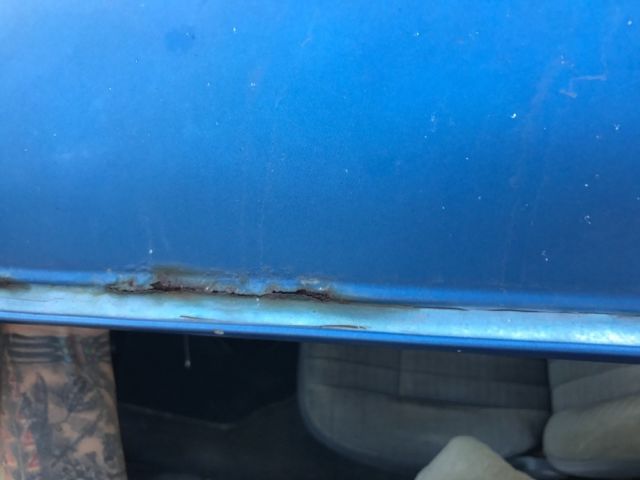 1990 Blue Ford Bronco Wagon