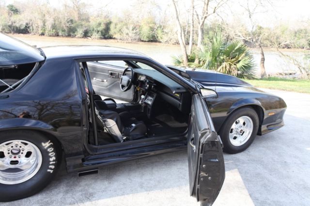 1991 Black Chevrolet Camaro Coupe