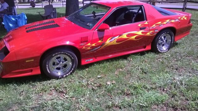 1991 Red Chevrolet Camaro Coupe