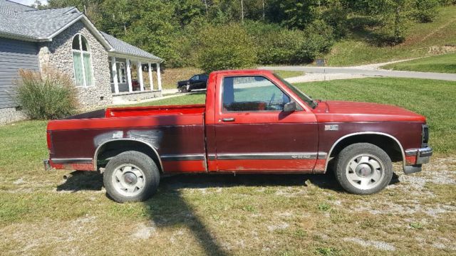 1991 Red Chevrolet S-10 Standard Cab Pickup