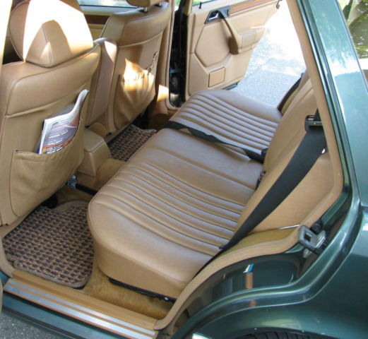 1991 Green Mercedes-Benz E-Class Wagon