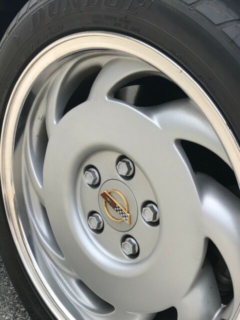 1991 White Chevrolet Corvette Coupe