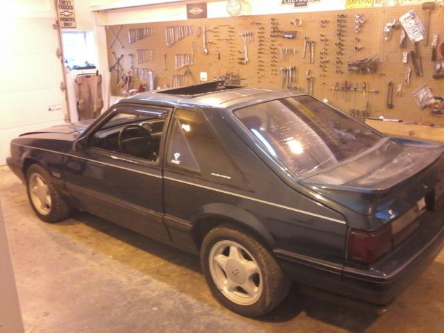 1991 Green Ford Mustang