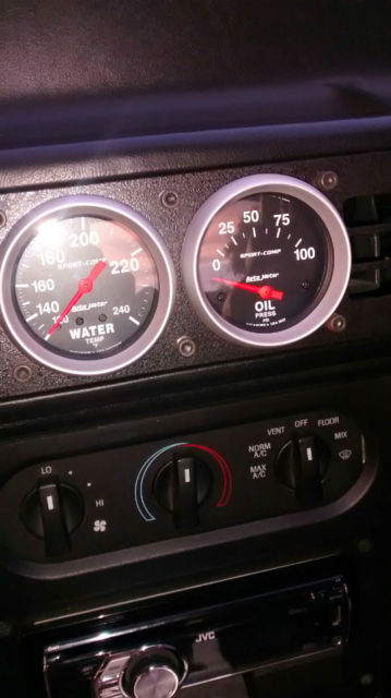 1991 White Ford Mustang Hatchback