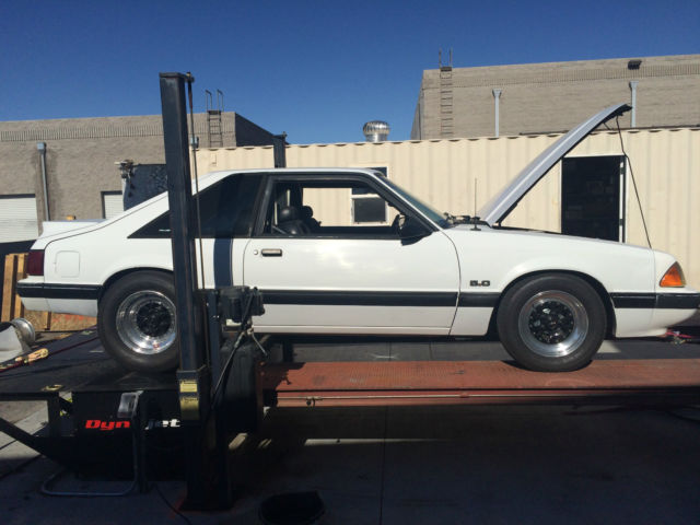 1991 White Ford Mustang Hatchback