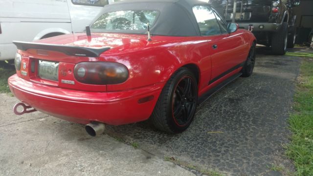 1991 Red Mazda MX-5 Miata Convertible