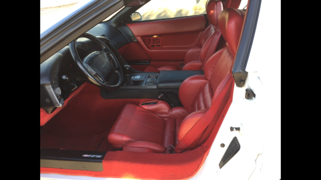 1991 White Chevrolet Corvette Coupe