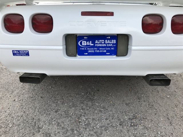 1991 White Chevrolet Corvette