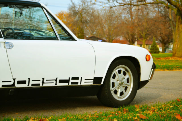 1973 White Porsche 914 Coupe