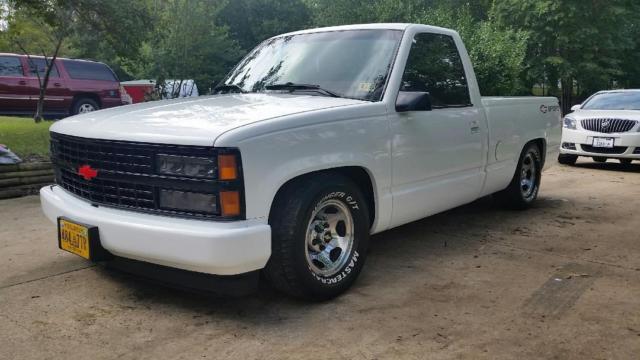 1992 White Chevrolet C/K Pickup 1500 Pick Up