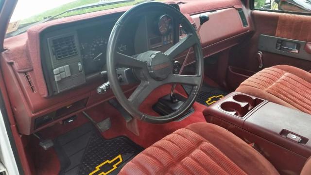 1992 White Chevrolet C/K Pickup 1500 Pick Up