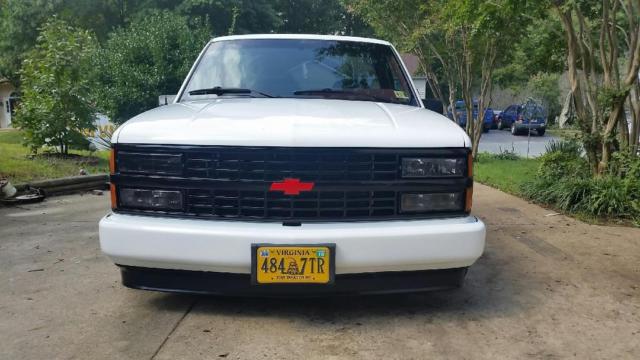 1992 White Chevrolet C/K Pickup 1500 Pick Up