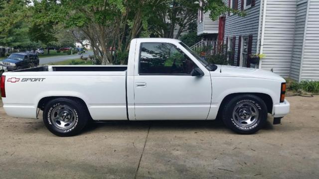 1992 White Chevrolet C/K Pickup 1500 Pick Up