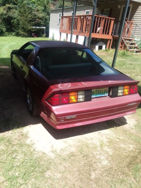 1992 Burgundy Chevrolet Camaro 2 DOOR