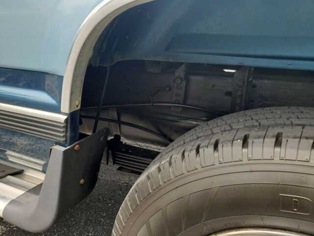 1992 BLUE Chevrolet C/K Pickup 2500 REGULAR CAB