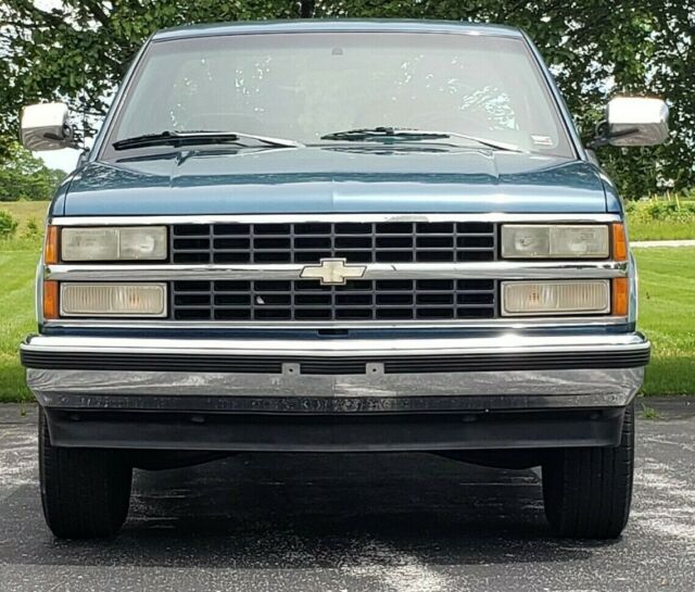 1992 BLUE Chevrolet C/K Pickup 2500 REGULAR CAB