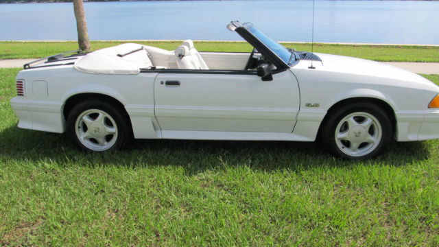1992 White Ford Mustang Convertible