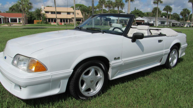 1992 White Ford Mustang Convertible