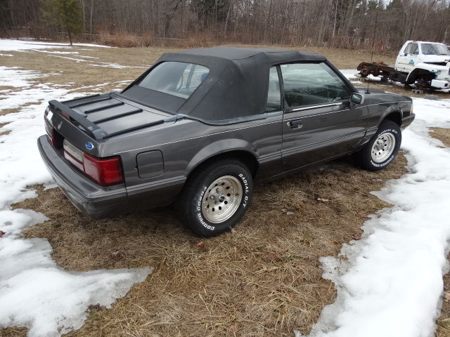 1992 Gray Ford Mustang