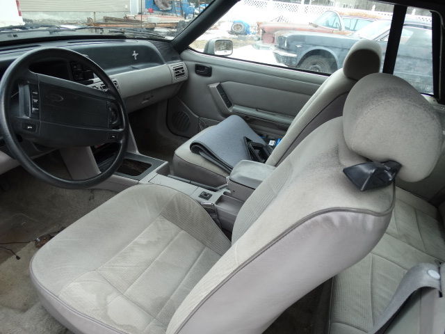 1992 Gray Ford Mustang