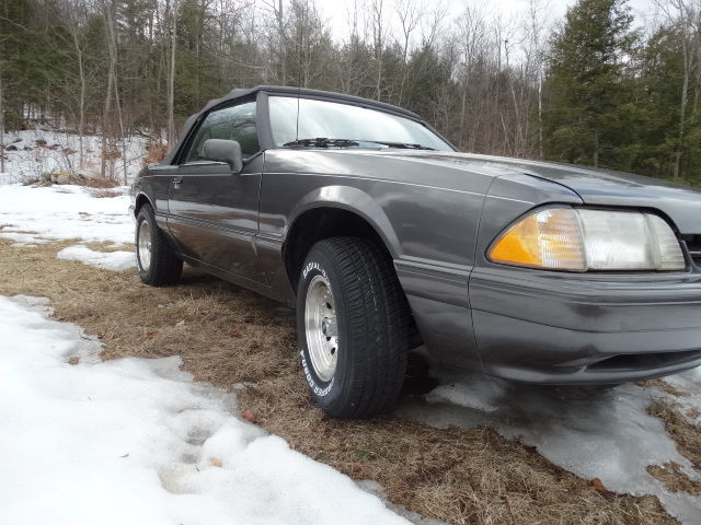 1992 Gray Ford Mustang