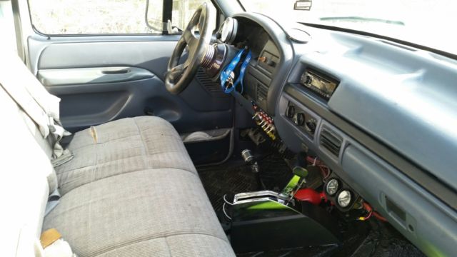 1992 White Ford F-350 Crew Cab Pickup