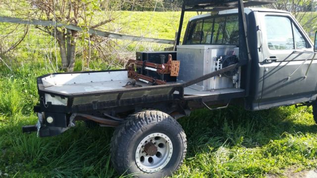 1992 White Ford F-350 Crew Cab Pickup