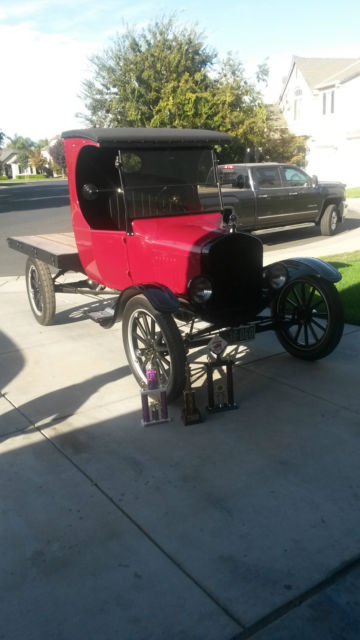 1924 Red/Black Ford Model T Standard Cab Pickup