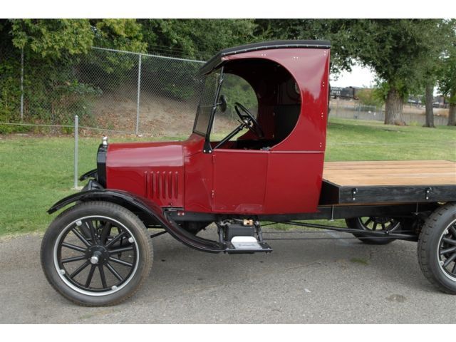 1924 Red/Black Ford Model T Standard Cab Pickup