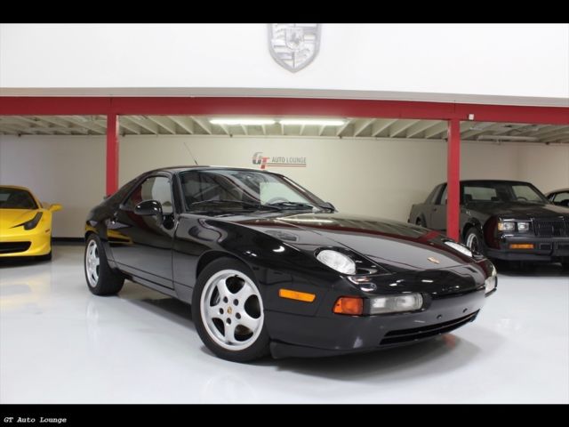 1993 Black Porsche 928 Hatchback